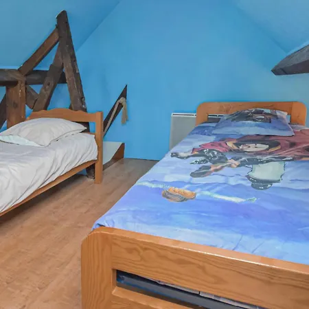 3 Bedroom Amazing In Grandmesnil Le Renouard