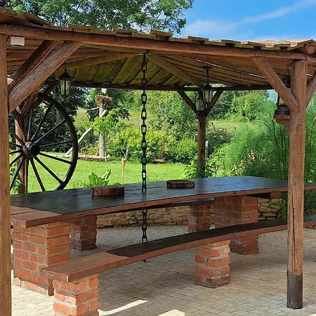 3 Bedroom Amazing In * Grandmesnil