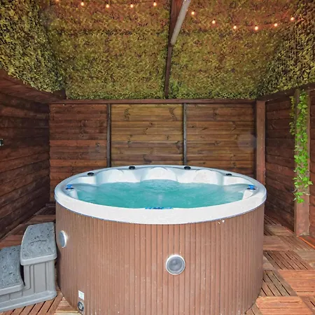 Vakantiehuis 3 Bedroom Amazing In