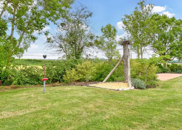 3 Bedroom Amazing In 度假居 Grandmesnil