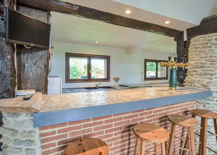 3 Bedroom Amazing In 度假居 Grandmesnil