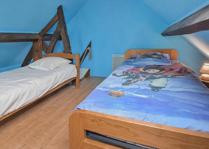 3 Bedroom Amazing In Grandmesnil